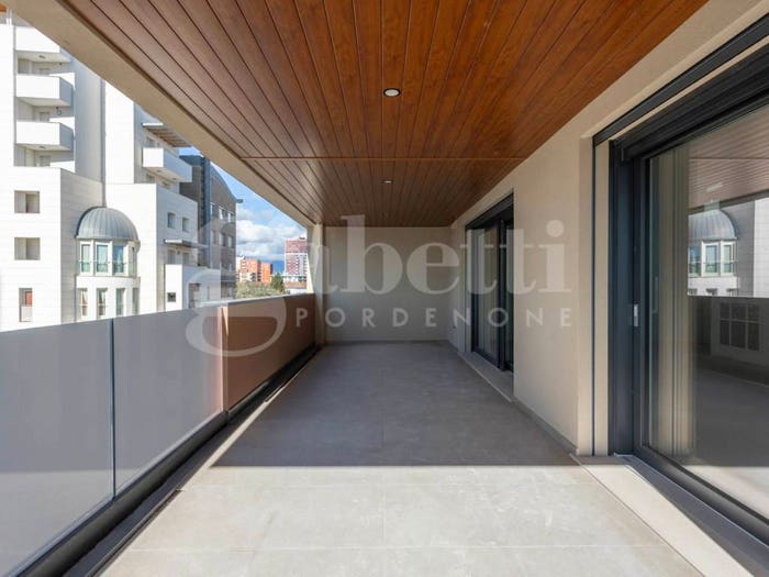 Appartamento quadrilocale in vendita in Via Beato Odorico, Centro Storico, Pordenone