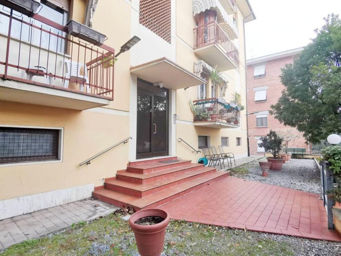 Appartamento quadrilocale in vendita in Via Montebello, MontecatiniTerme