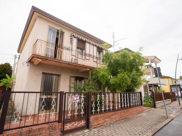 Casa quadrilocale in vendita in Centro, Montegrotto Terme