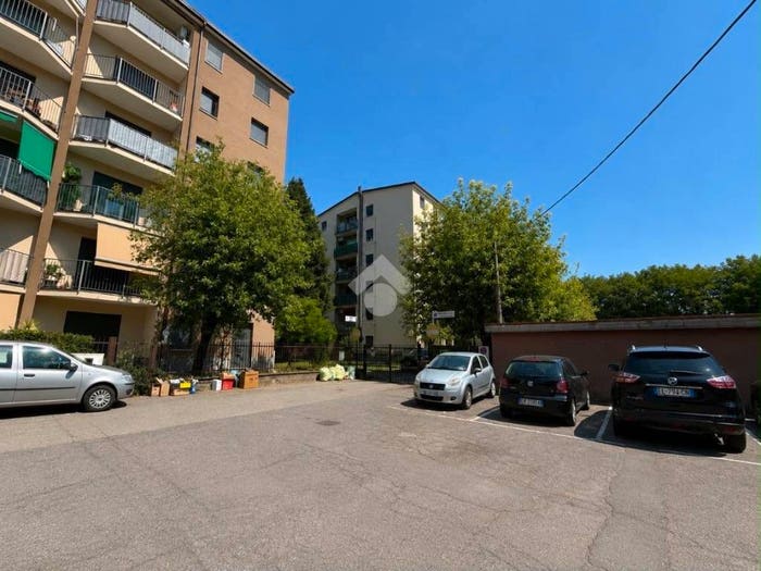 Appartamento trilocale in vendita in Via Della Repubblica, Barlassina