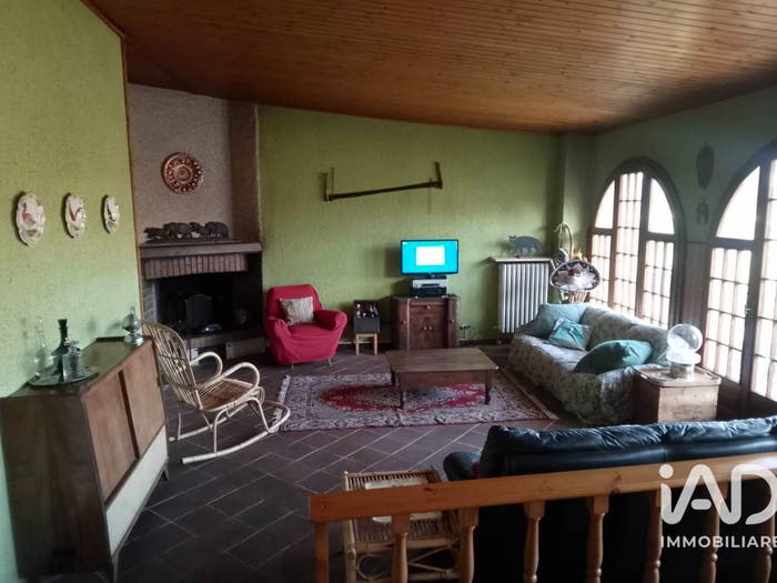 Casa con 6 locali in vendita in Via Roa, Niella Tanaro