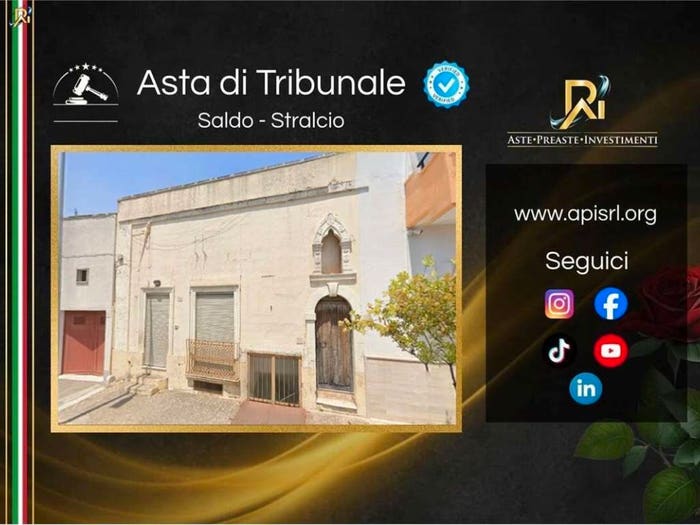 Casa con 5 locali in vendita in Via Principe di Piemonte, Collepasso