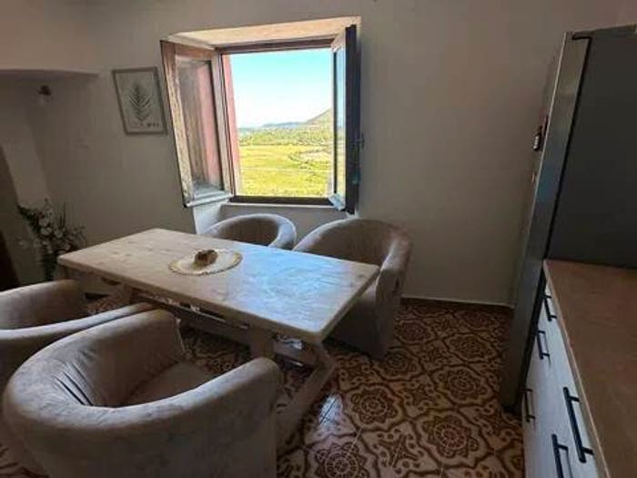 Casa quadrilocale in vendita in Via Eleonora D'Arborea, Centro, Posada