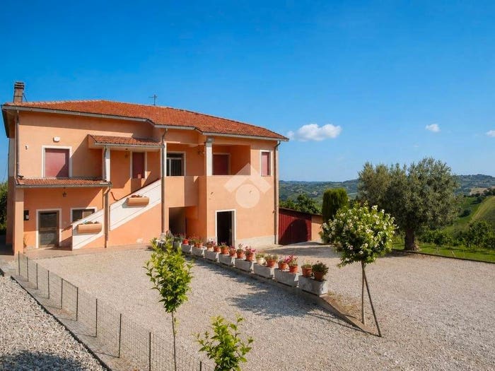Casa con 5 locali in vendita in Contrada Colle Cerreto, Mosciano Sant'Angelo