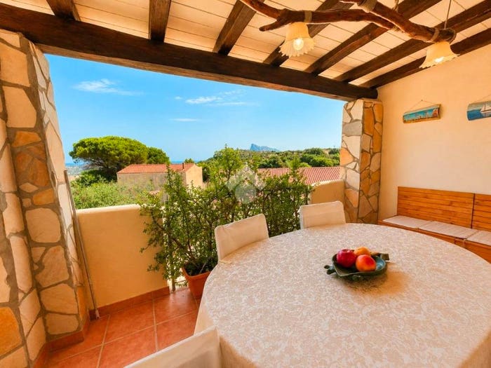 Appartamento trilocale in vendita in Via Nazionale, Loiri Porto San Paolo
