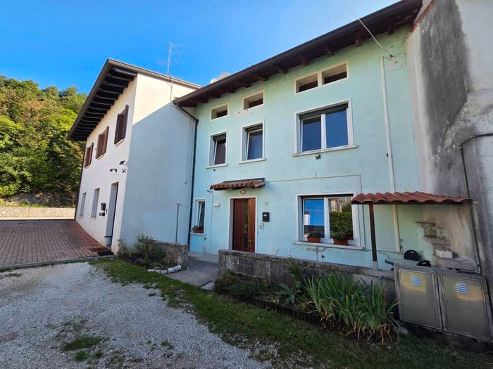 Casa trilocale in vendita in Via Ciotti, Centro, Montereale Valcellina