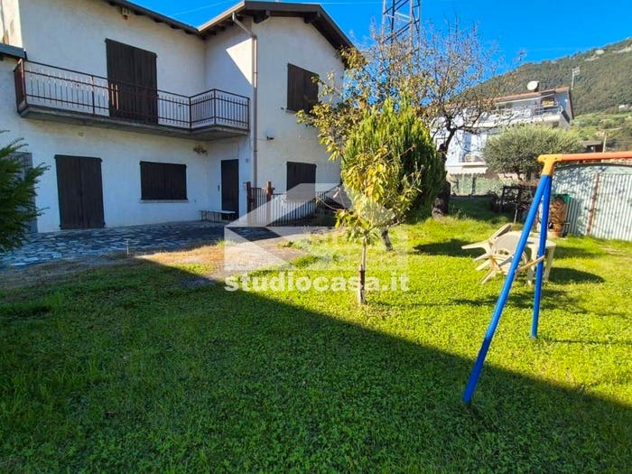 Casa quadrilocale in vendita in Pianico