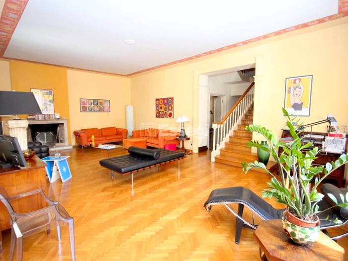 Appartamento con 6 locali in vendita in Via Fillungo, Piazza Napoleone San Michele, Lucca