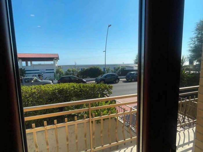 Appartamento trilocale in vendita in Latina Lido, Latina