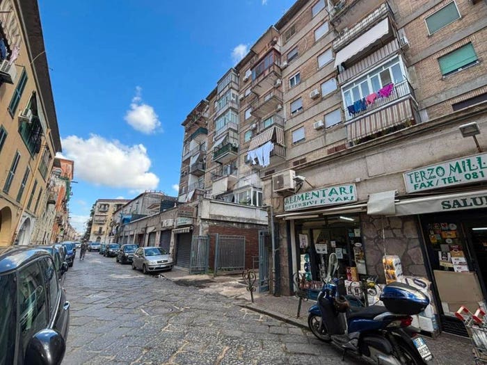 Appartamento trilocale in vendita in V Comunale Ottaviano, San Giovanni a Teduccio, Napoli