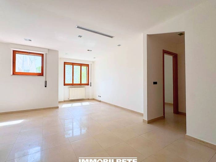 Appartamento con 5 locali in vendita in Via Chiancalata, Centro, Matera