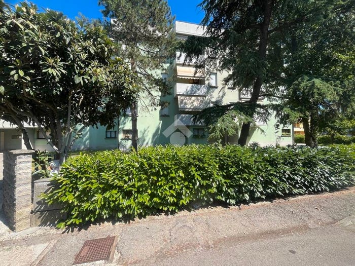 Appartamento con 5 locali in vendita in Via Toscanini, Centro, Castelnovo di Sotto