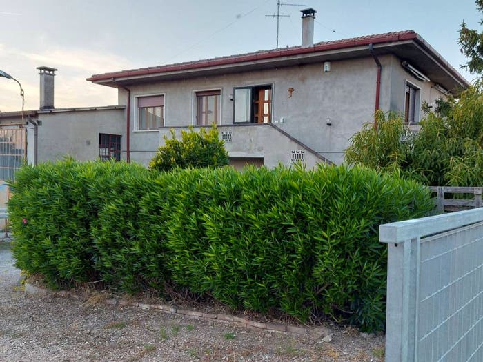 Casa quadrilocale in vendita in Villa D'Adige, Badia Polesine