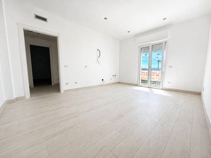 Appartamento bilocale in vendita in Via Francesco Domenico Guerrazzi, Villanova, Guidonia Montecelio