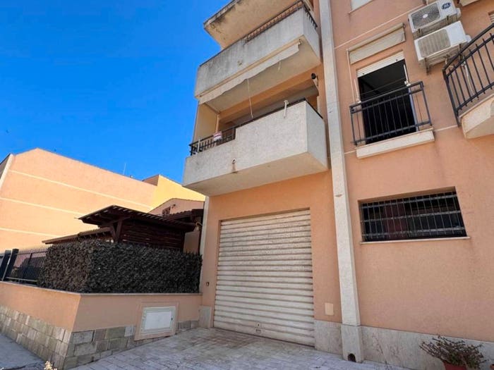 Appartamento con 5 locali in vendita in Via Fratelli di Falco, Centro, Paceco