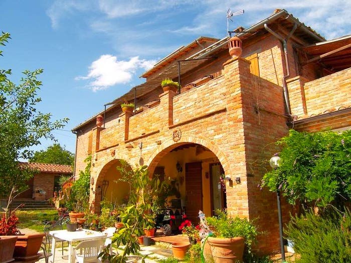 Casa con 6 locali in vendita in Via delle Tre Berte, Montepulciano