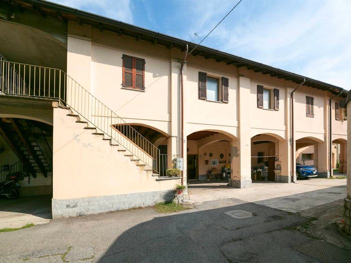 Casa con 6 locali in vendita in Via Cadore, Cazzaniga Ospedale, Monza