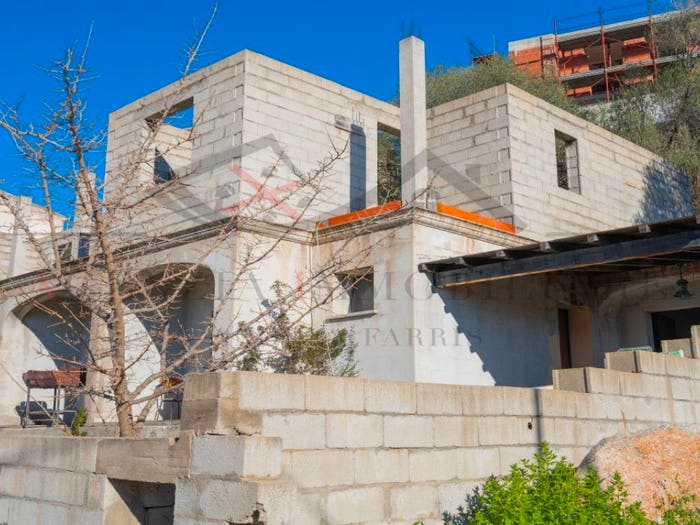 Casa con 6 locali in vendita in Talavà, Centro, Torpè