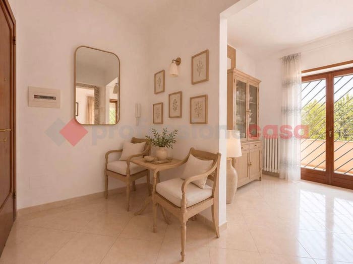 Appartamento con 5 locali in vendita in Via Pirandello snc, Centro, Minturno