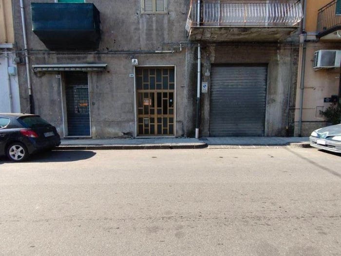 Casa con 6 locali in vendita in Via Principe di Piemonte, Fiumefreddo di Sicilia