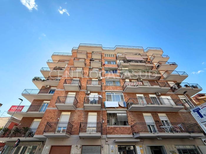 Appartamento quadrilocale in vendita in Via Vittorio Veneto, Centro Storico, Giugliano in Campania