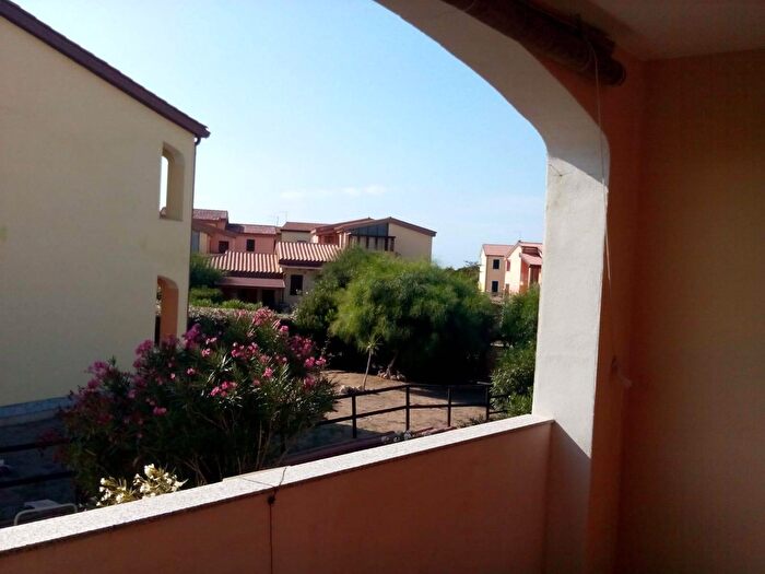 Casa bilocale in vendita in Baia delle Mimose, Badesi