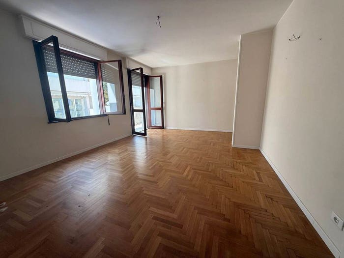 Appartamento quadrilocale in vendita in Via Giuseppe Jappelli, Centro, Abano Terme