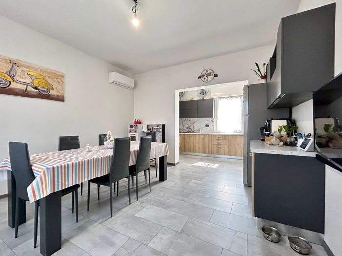 Casa quadrilocale in vendita in Via Guglielmo Marconi, Centro, Minerbe