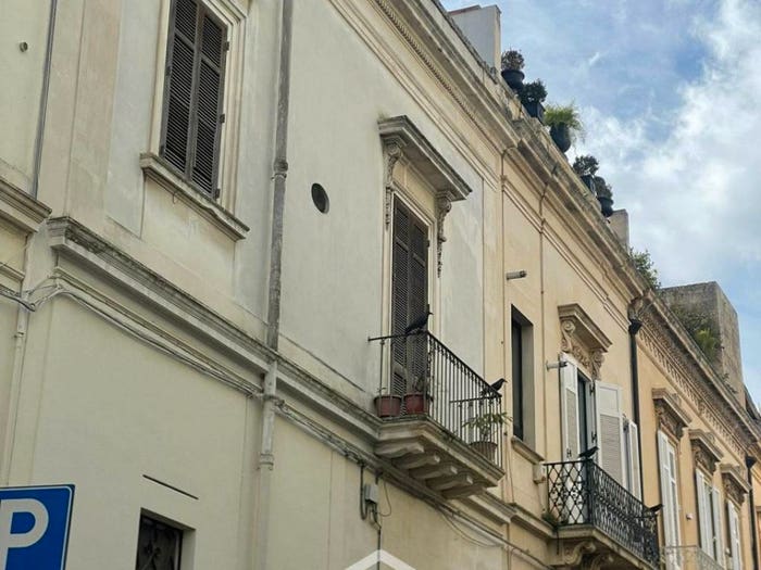 Appartamento con 5 locali in vendita in VIA PISANELLI, San Lazzaro, Lecce