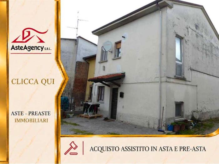 Casa quadrilocale in vendita in Via Trieste, Centro, Villanterio