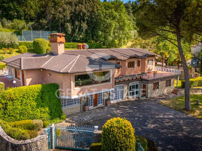 Casa con 6 locali in vendita in Via Giovanni Caboto, San Donato Ospedale, Arezzo