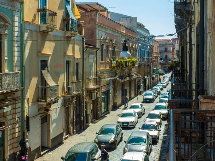 Casa con 6 locali in vendita in VIA VITTORIO EMANUELE SECONDO, Biancavilla