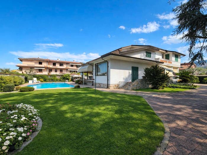 Casa con 6 locali in vendita in Via Fiorino, Stadio Sant'Antonio Marasio, Carrara