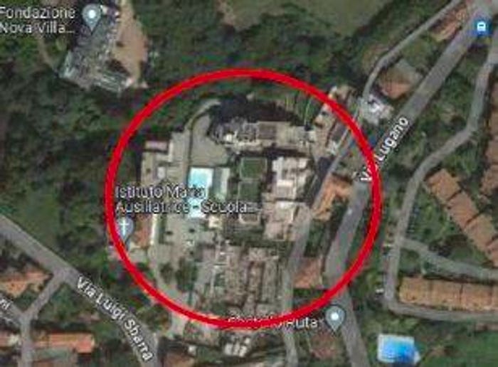 Appartamento in vendita in Via Luigi Sbarra, Centro, Luino