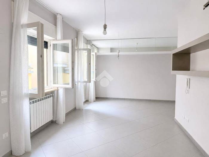 Appartamento con 5 locali in vendita in Via Trotta Gustavo, Pagani