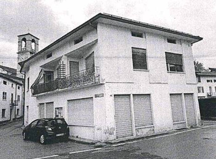 Appartamento quadrilocale in vendita in Via Vella, Feltre