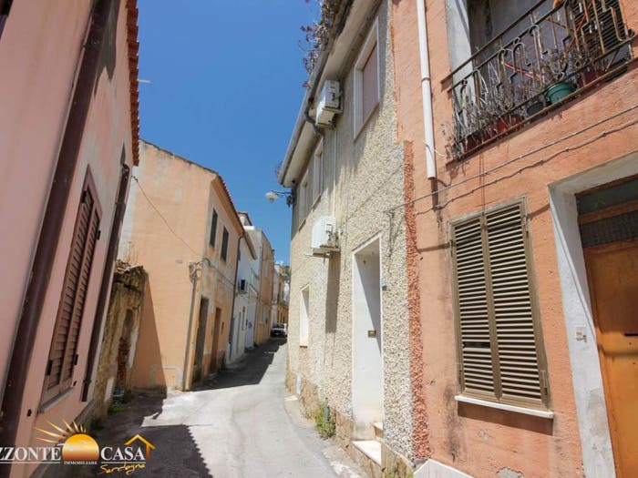 Casa trilocale in vendita in Via Sant'Antonio, Centro, Siniscola