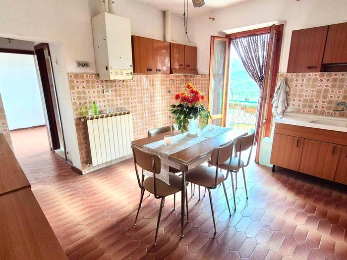 Appartamento trilocale in vendita in Strada Comunale di Meleto, Meleto, Cavriglia