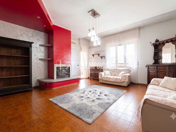 Appartamento trilocale in vendita in Via Umberto I, Centro, Arcene