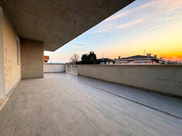 Appartamento quadrilocale in vendita in Via Roma, Centro, Limena