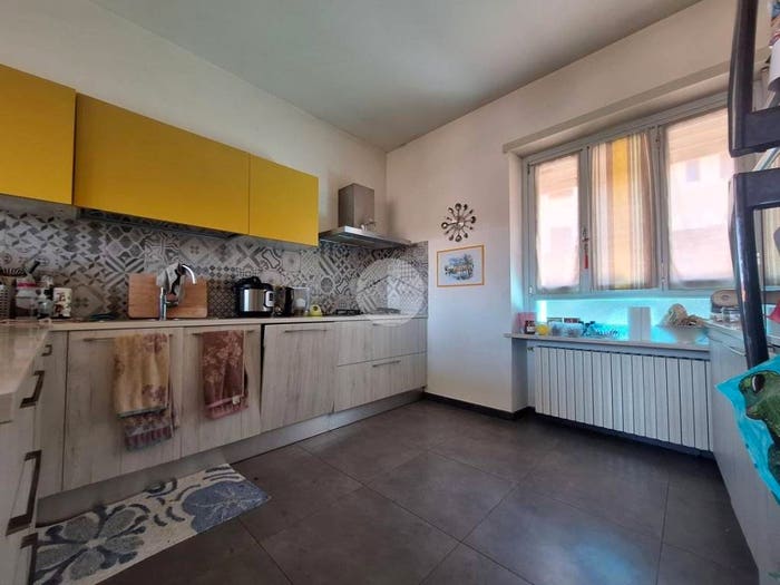 Casa con 6 locali in vendita in Via Papa Giovanni XXIII, Centro, Mercenasco