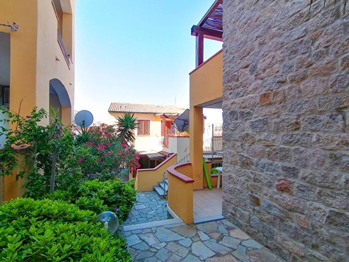 Appartamento bilocale in vendita in Via Imbriani, Santa Teresa Gallura