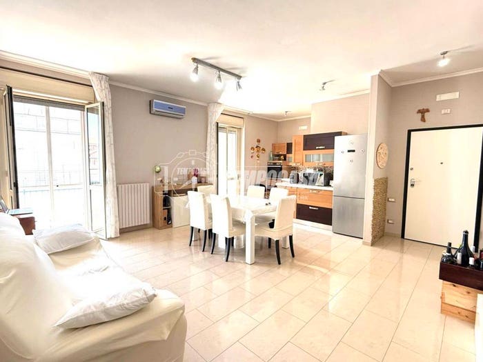 Appartamento trilocale in vendita in Piazza Scaramella, San Ciro Stadio, Foggia