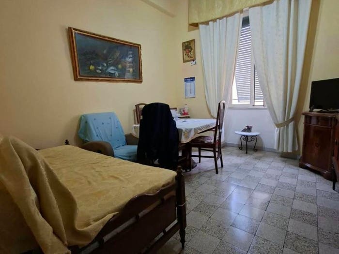 Appartamento trilocale in vendita in Vico Giuseppe Maffei, Centro Storico, Napoli