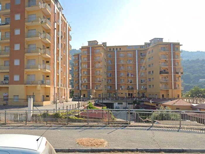 Appartamento bilocale in vendita in Strada Statale Tirrena Inferiore, Cartolano, Falerna