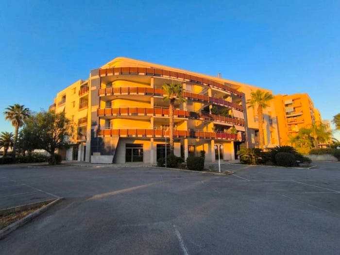 Appartamento trilocale in vendita in via San Mercuro, Bisceglie