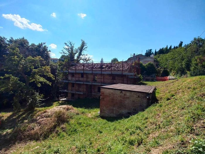 Casa con 6 locali in vendita in via Roma, Sant'Angelo in Pontano