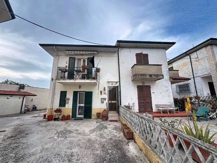Appartamento trilocale in vendita in Via Livornese, La Vettola, Pisa