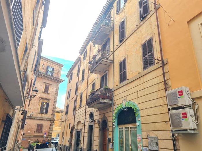 Appartamento quadrilocale in vendita in Via Solferino, Frascati