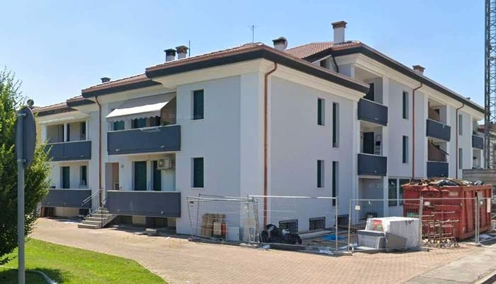 Appartamento con 5 locali in vendita in via delle Orchidee, Centro, Camisano Vicentino
